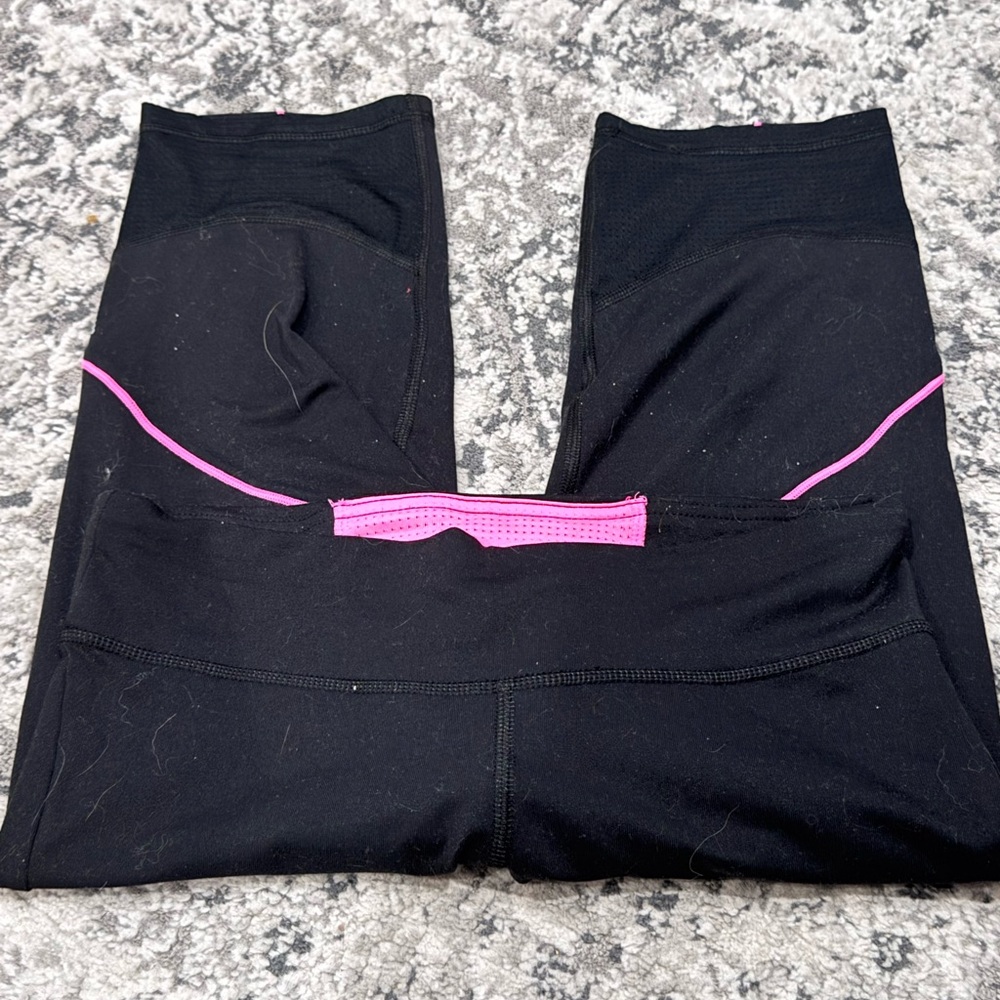 C9 by Champion Black & Pink Piping Capri Leggings